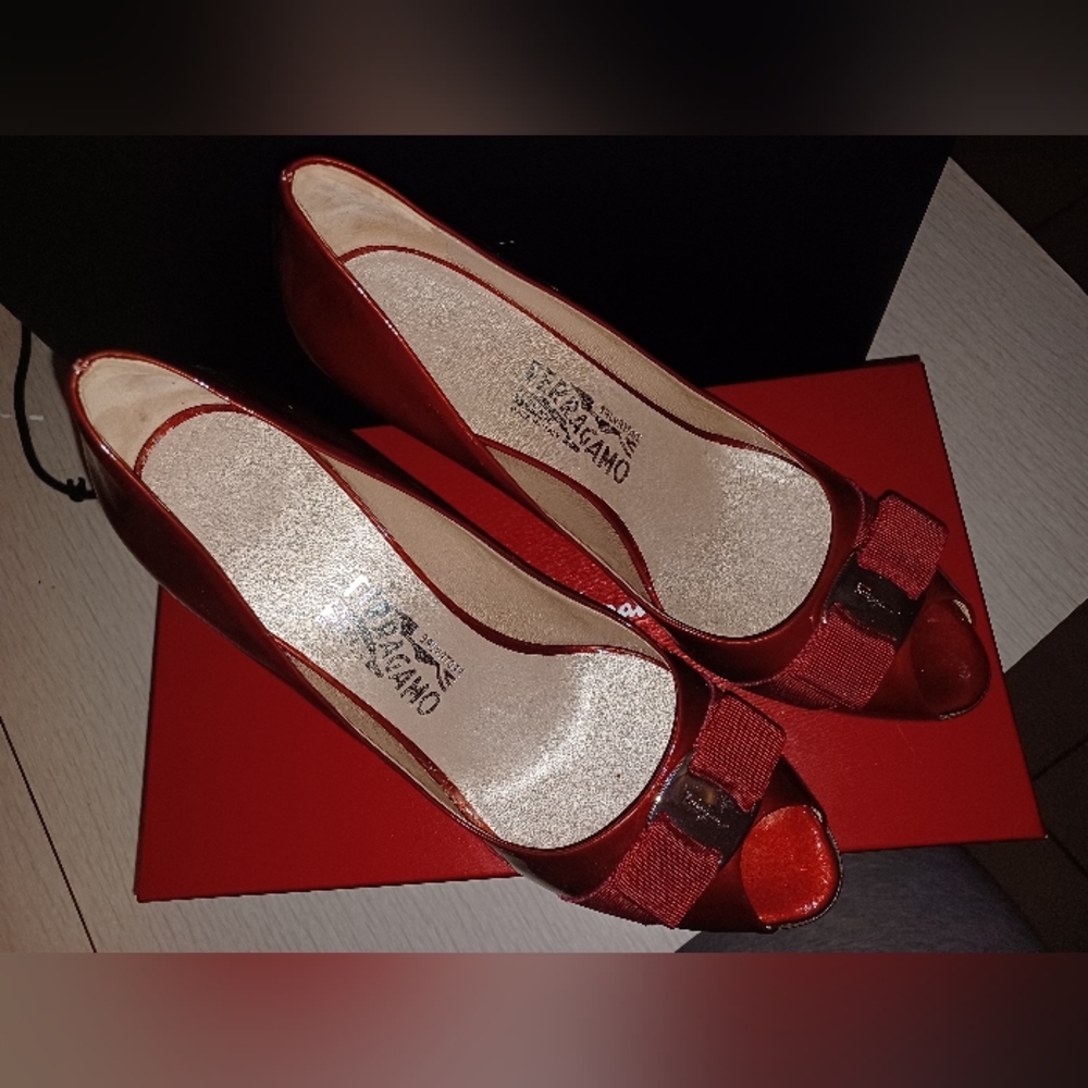 Salvatore Ferragamo red heels 10B